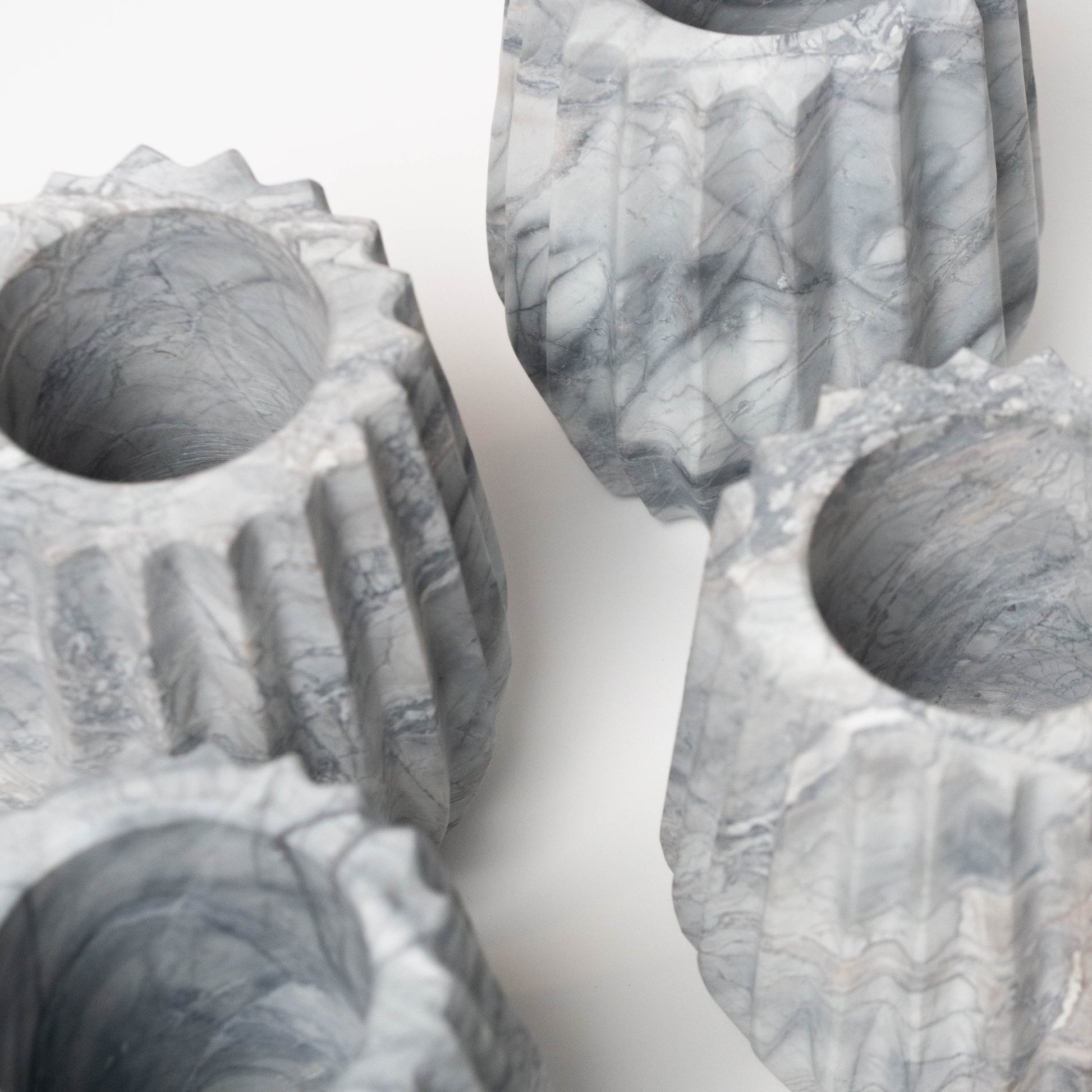 Duna Vase | White Accents + Decor White Marble S