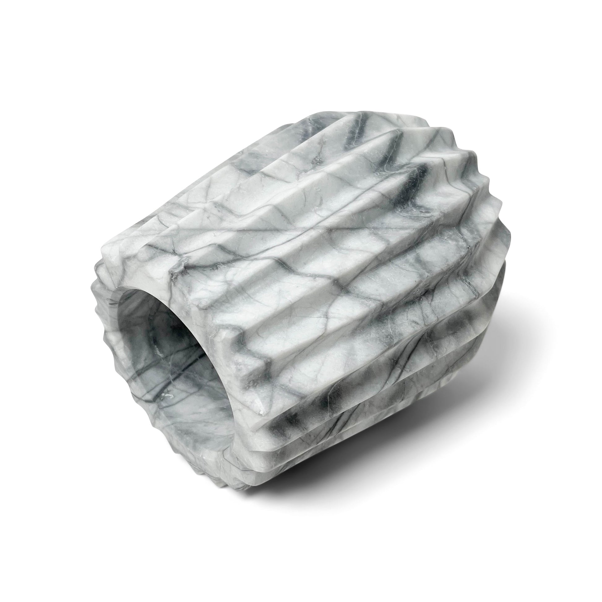 Duna Vase | White Accents + Decor